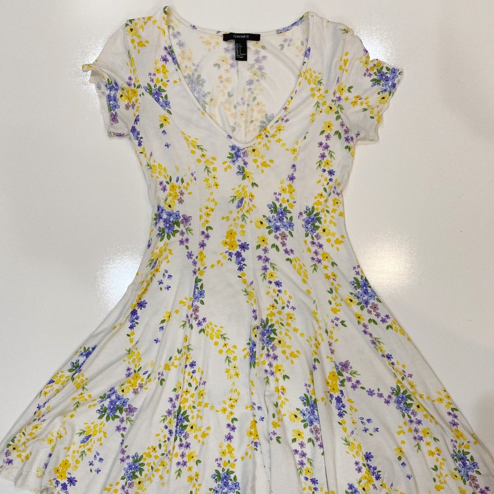 Beautiful Floral Dress!